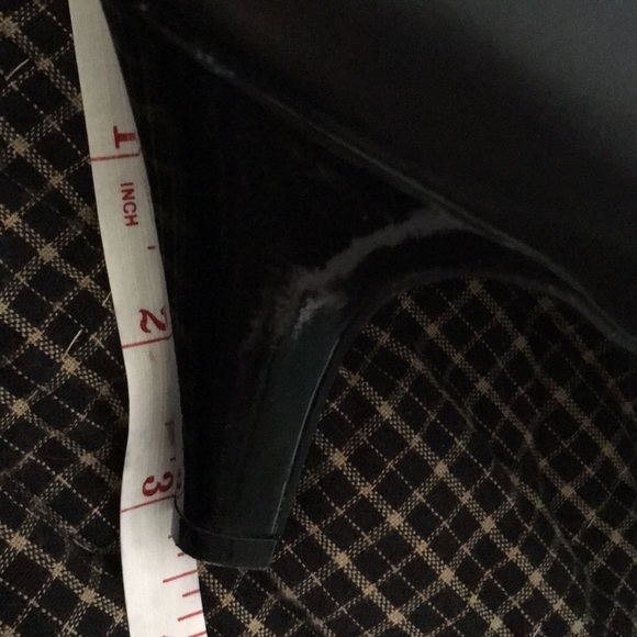 Size 9 Women’s Black Mary Jane Shoes from Karen Scott. - Picture 10 of 17